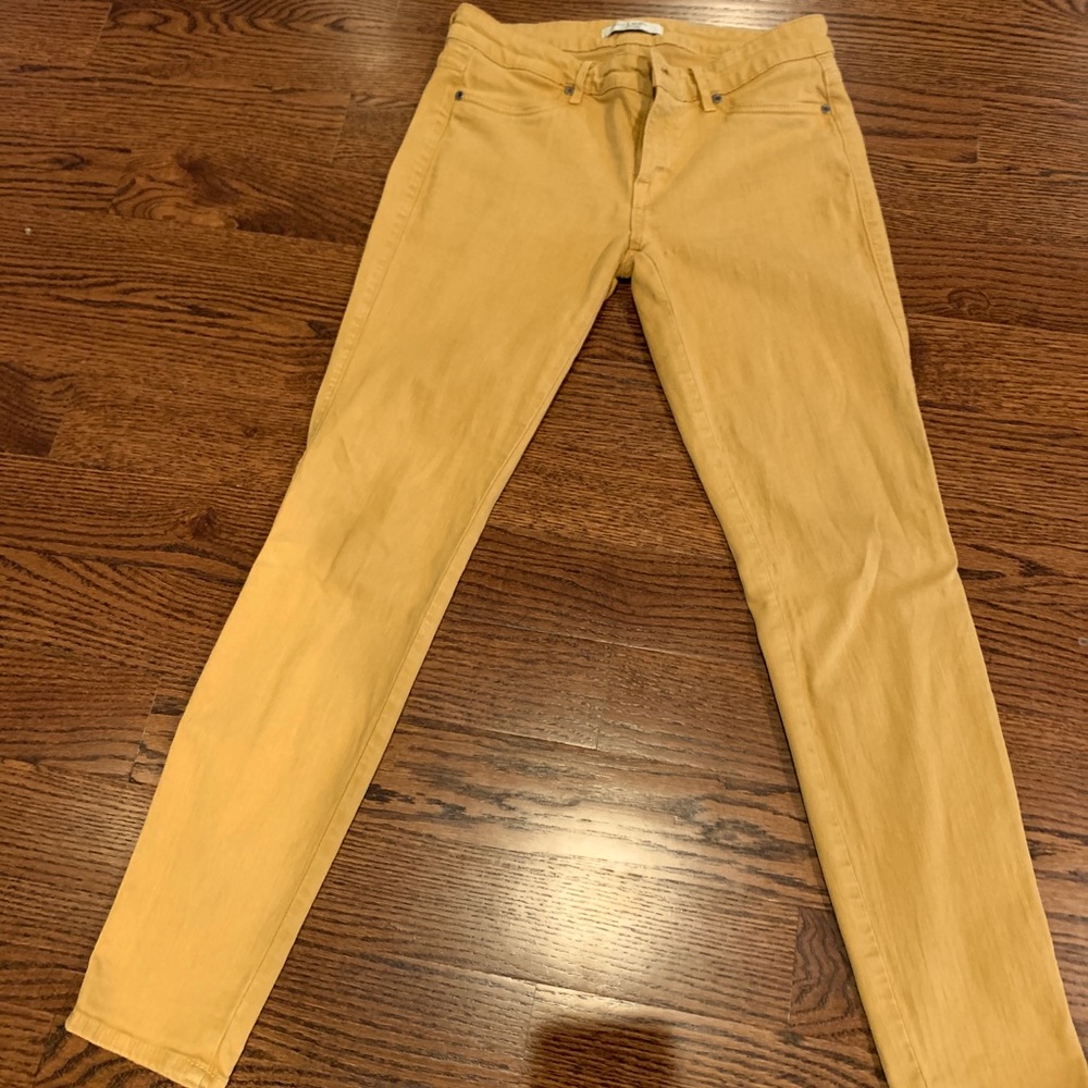Mustard colored Rich & Skinny Jeans